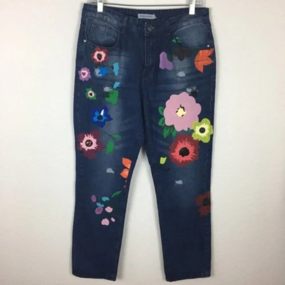 Mislook Floral Painted Tapered Leg Denim Medium
